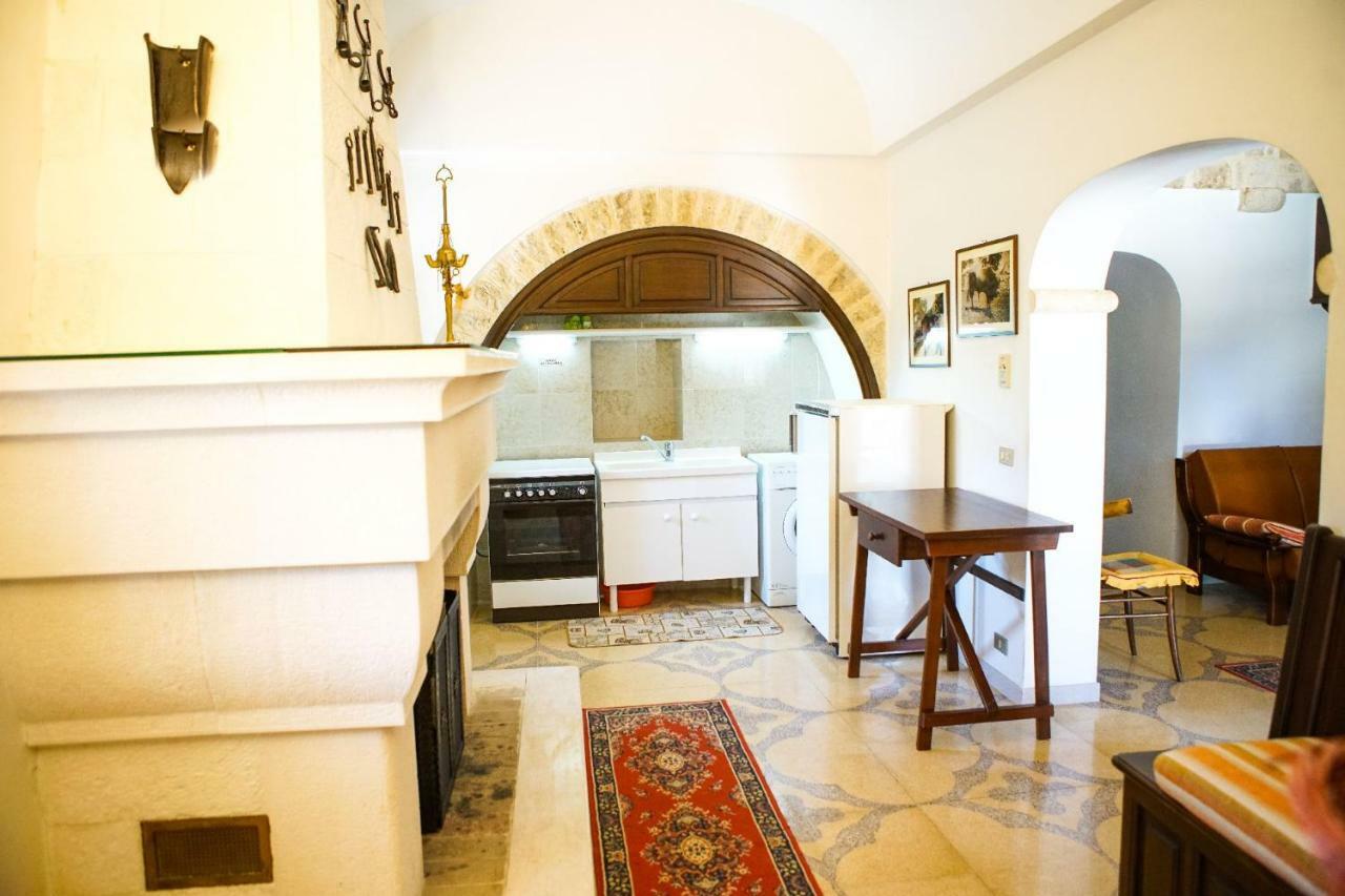 Masseria Guadiano Vecchio Santa Lucia  Eksteriør bilde