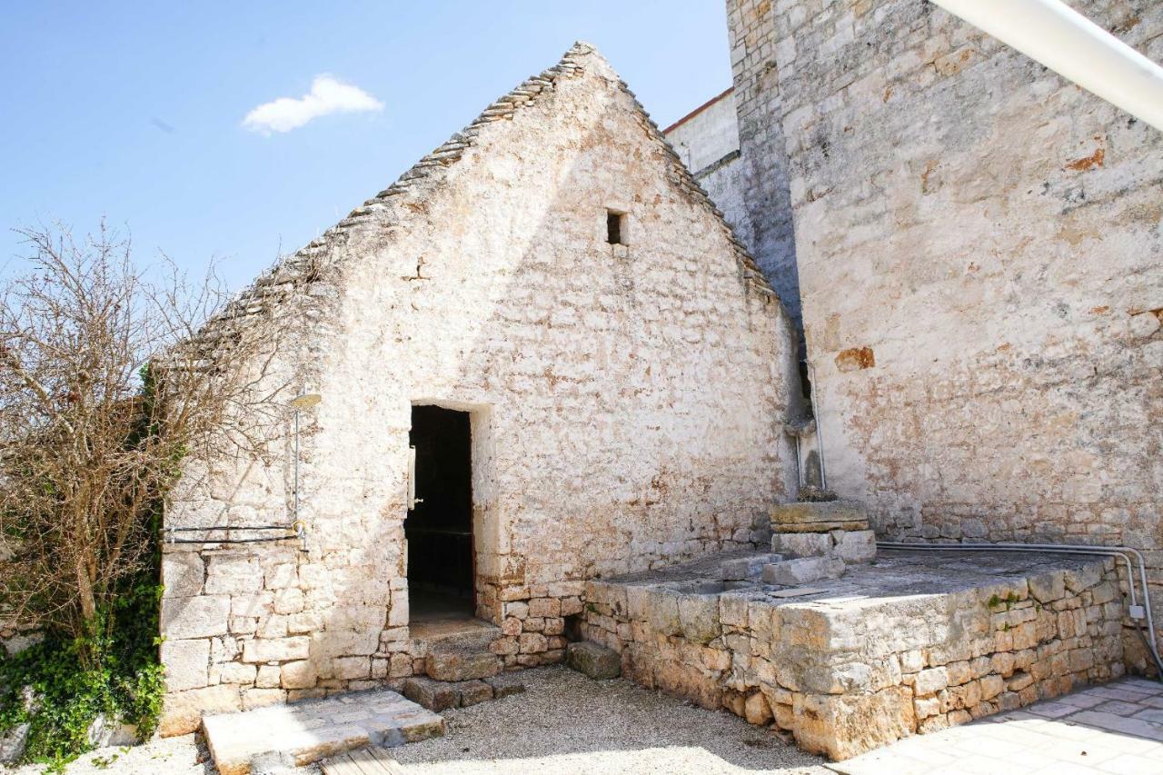 Masseria Guadiano Vecchio Santa Lucia  Eksteriør bilde